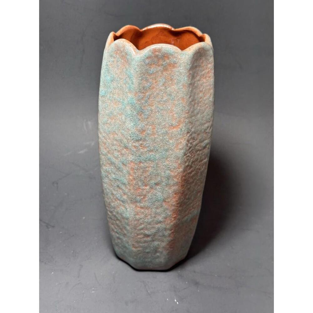 Vintage Burlington‎ PEI Pottery Vase 7 1/4 in. Signed Ruth Leigh Paynter